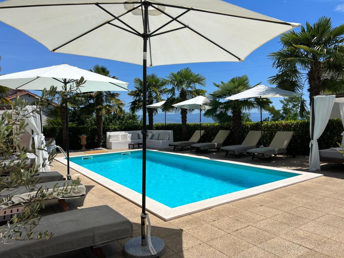 Apartments Villa Chiara Opatija Ičići Extérieur photo